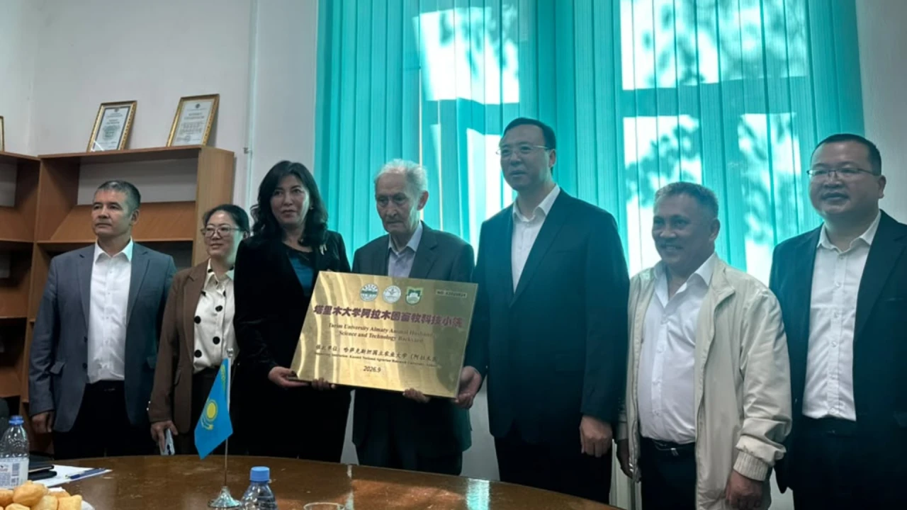 Scientific Cooperation Between Kazakhstan and China Scientific Cooperation Between Kazakhstan and China