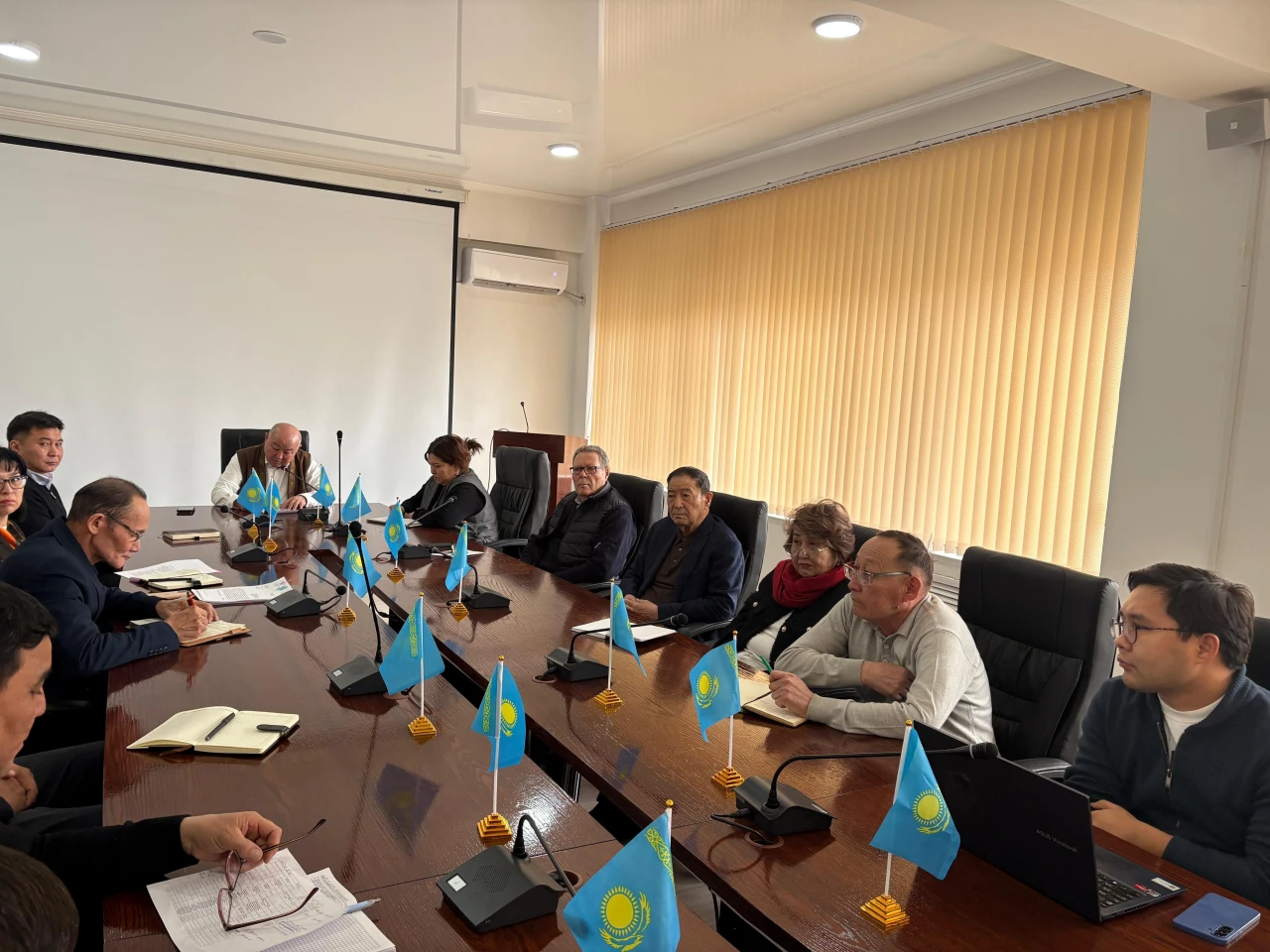 Meeting Held on the Eve of March 1 — Gratitude Day