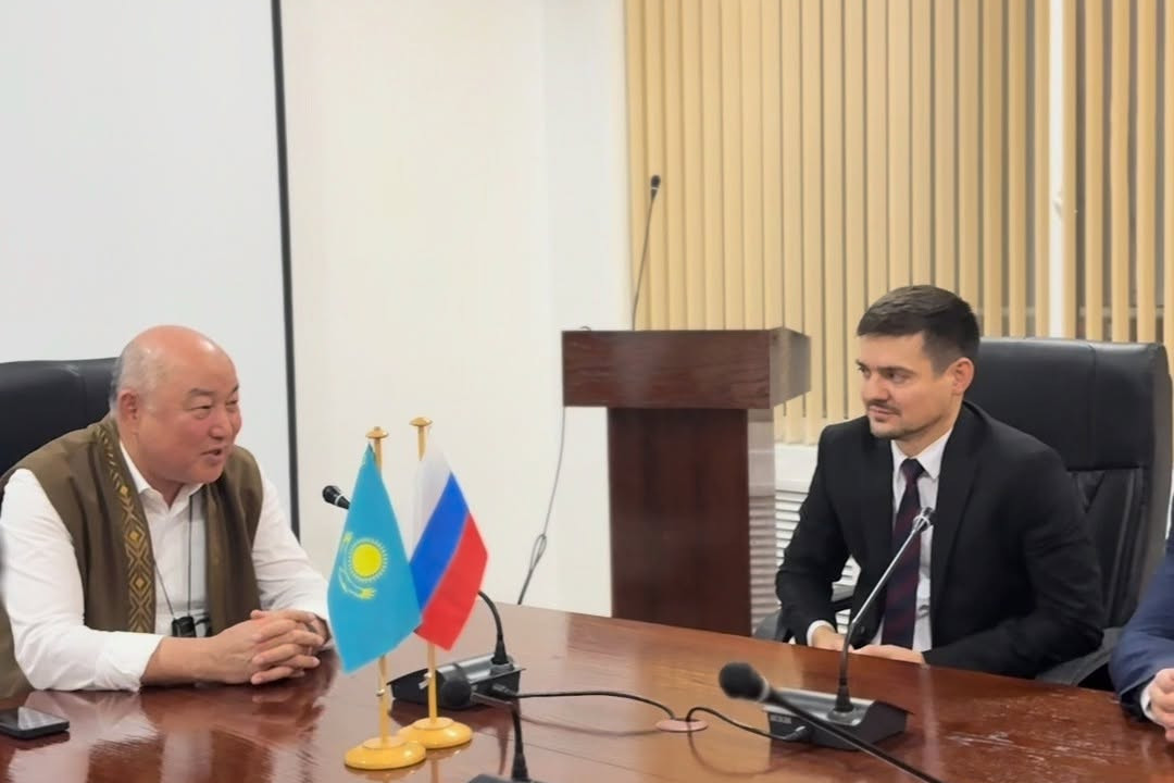 КазНИИЖиК принял делегацию учёных ФИЦ ВИЖ им. Л.К. Эрнста